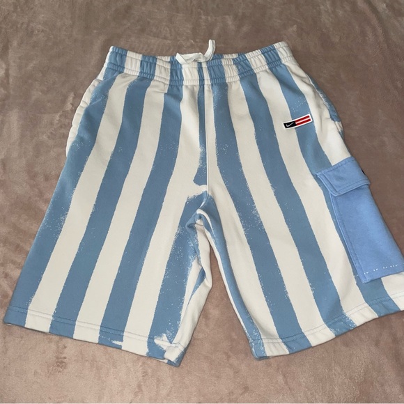 Nike short size S - Picture 2 of 8
